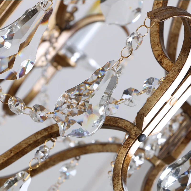 Élégance Gold and Crystal Chandelier (3 Sizes Available)